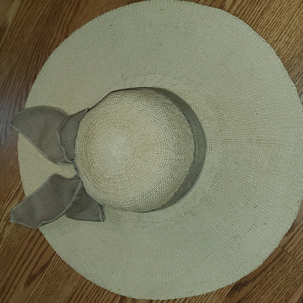 Womens hat
